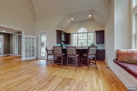 6 Rising Ridge Road Upper Saddle River NJ 07458