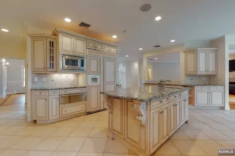 6 Rising Ridge Road Upper Saddle River NJ 07458