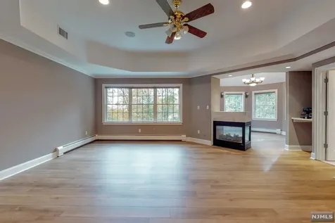 6 Rising Ridge Road Upper Saddle River NJ 07458
