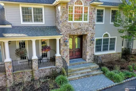 6 Rising Ridge Road Upper Saddle River NJ 07458