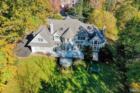6 Rising Ridge Road Upper Saddle River NJ 07458