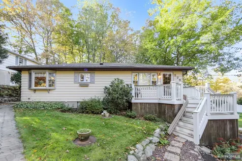 275 Skyline Drive Ringwood NJ 07456