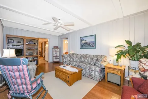 275 Skyline Drive Ringwood NJ 07456