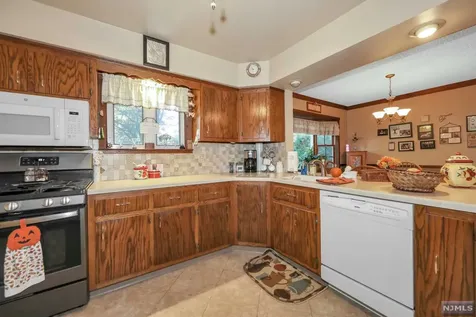 275 Skyline Drive Ringwood NJ 07456