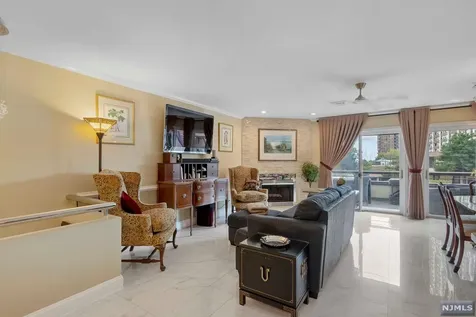 300 Gorge Road Cliffside Park NJ 07010