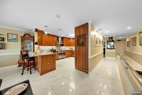 300 Gorge Road Cliffside Park NJ 07010
