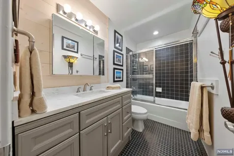 300 Gorge Road Cliffside Park NJ 07010