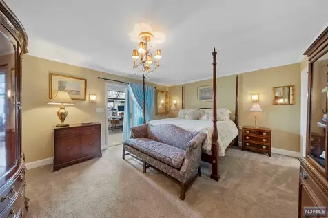 300 Gorge Road Cliffside Park NJ 07010