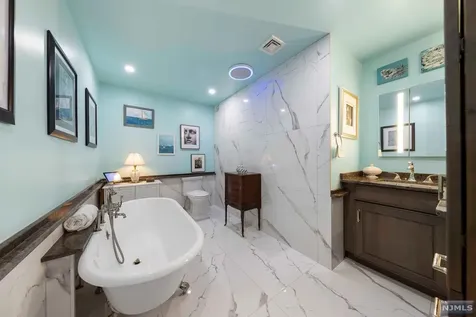 300 Gorge Road Cliffside Park NJ 07010