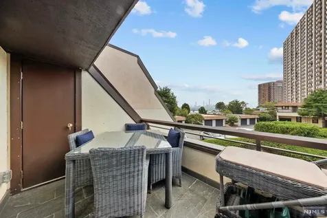 300 Gorge Road Cliffside Park NJ 07010