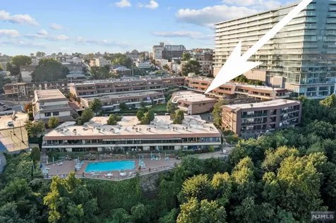 300 Gorge Road Cliffside Park NJ 07010