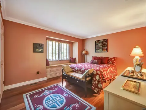 21 Parsons Court Mahwah NJ 07430