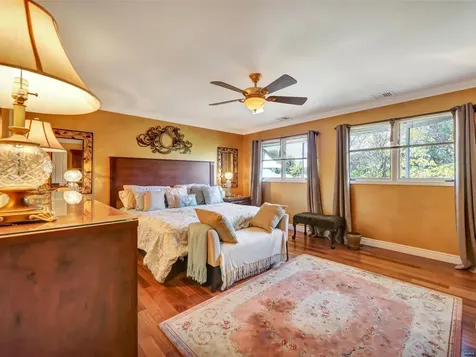 21 Parsons Court Mahwah NJ 07430