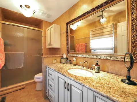 21 Parsons Court Mahwah NJ 07430