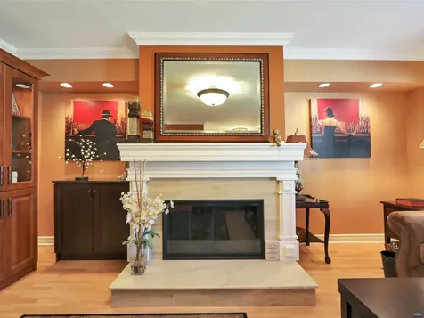 21 Parsons Court Mahwah NJ 07430