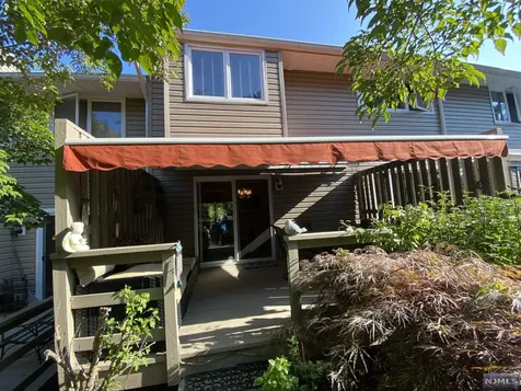 21 Parsons Court Mahwah NJ 07430