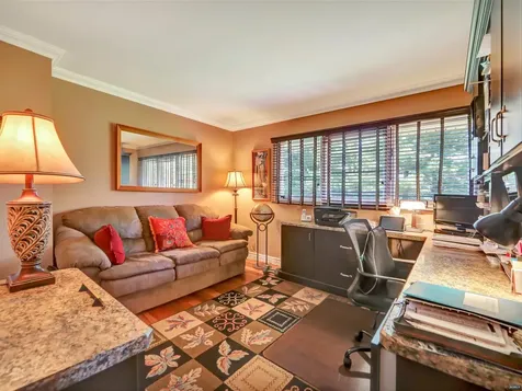 21 Parsons Court Mahwah NJ 07430