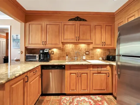 21 Parsons Court Mahwah NJ 07430