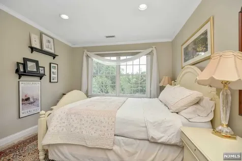 21 Coventry Way Ringwood NJ 07456