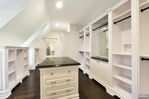 70 Twin Brooks Road Saddle River NJ 07458