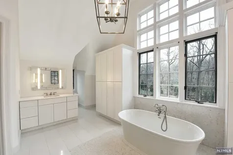 70 Twin Brooks Road Saddle River NJ 07458