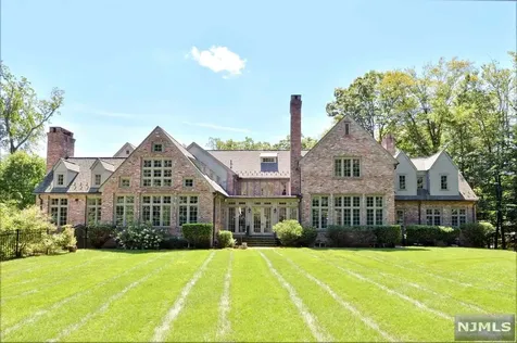 70 Twin Brooks Road Saddle River NJ 07458