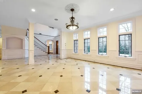70 Twin Brooks Road Saddle River NJ 07458