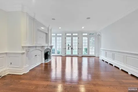 70 Twin Brooks Road Saddle River NJ 07458