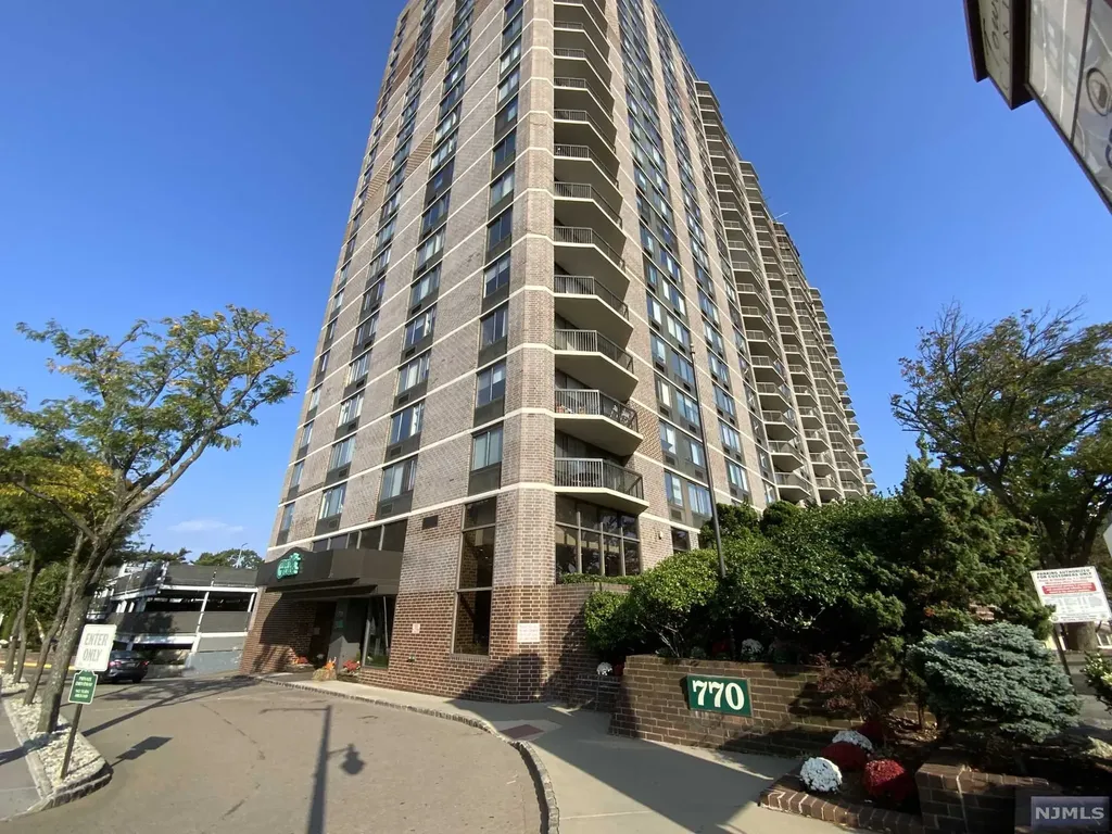 770 Anderson Avenue Cliffside Park NJ 07010