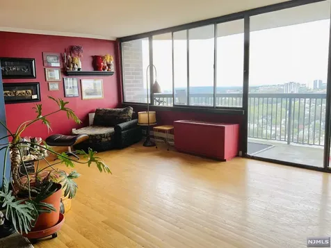 770 Anderson Avenue Cliffside Park NJ 07010
