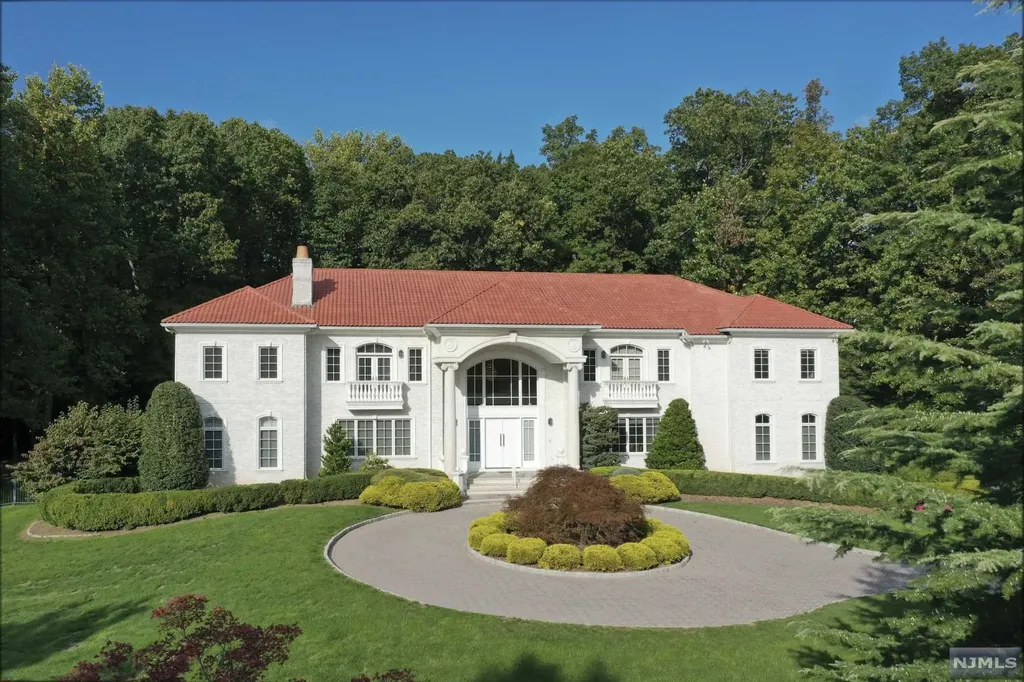 11 Alford Drive Saddle River NJ 07458