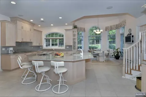 11 Alford Drive Saddle River NJ 07458