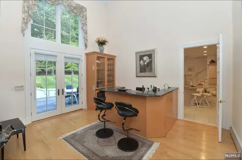 11 Alford Drive Saddle River NJ 07458