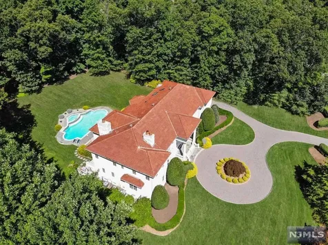 11 Alford Drive Saddle River NJ 07458