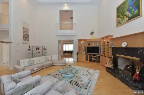 11 Alford Drive Saddle River NJ 07458