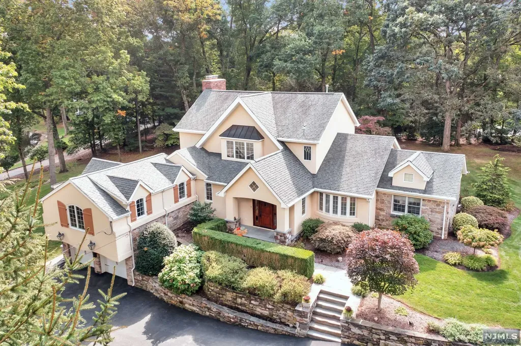 650 Fairview Place Wyckoff NJ 07481