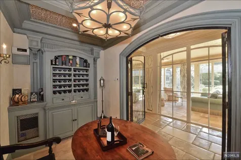 8 Trailside Place Saddle River NJ 07458