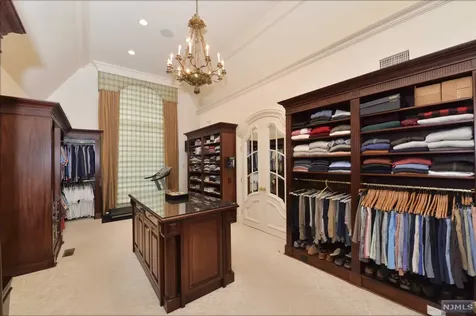 8 Trailside Place Saddle River NJ 07458