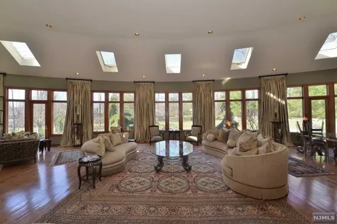 50 Rolling Ridge Road Upper Saddle River NJ 07458