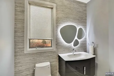50 Rolling Ridge Road Upper Saddle River NJ 07458