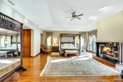 50 Rolling Ridge Road Upper Saddle River NJ 07458