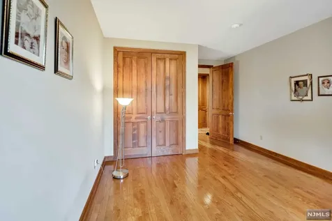 50 Rolling Ridge Road Upper Saddle River NJ 07458