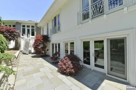 50 Rolling Ridge Road Upper Saddle River NJ 07458