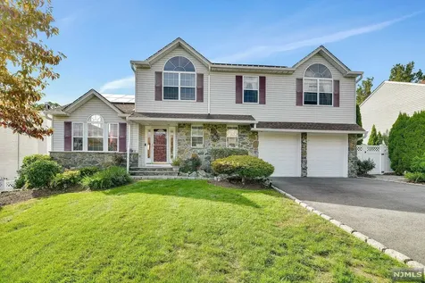31 Elinora Drive Wanaque NJ 07465