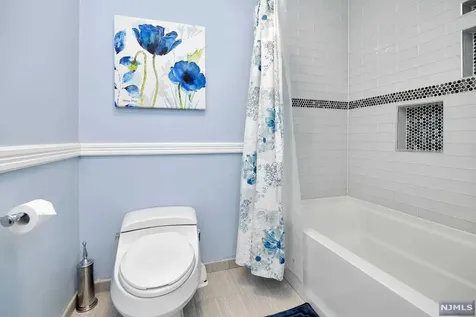 31 Elinora Drive Wanaque NJ 07465