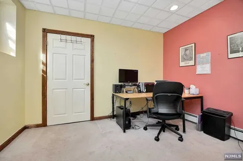 31 Elinora Drive Wanaque NJ 07465