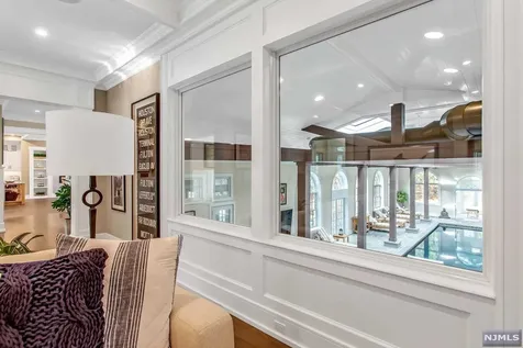 8 Kenwood Road Saddle River NJ 07458