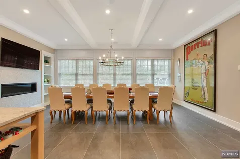 8 Kenwood Road Saddle River NJ 07458