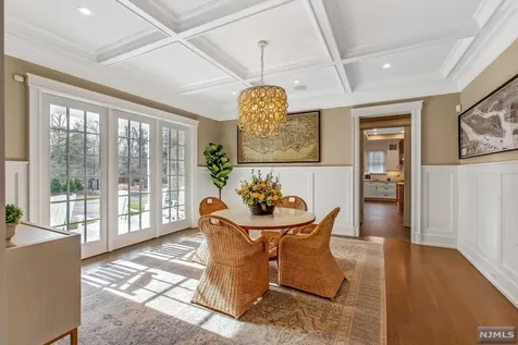 8 Kenwood Road Saddle River NJ 07458