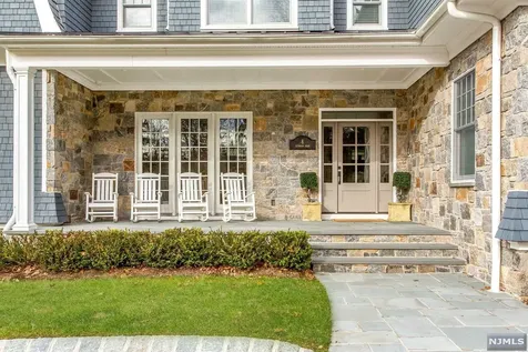 8 Kenwood Road Saddle River NJ 07458
